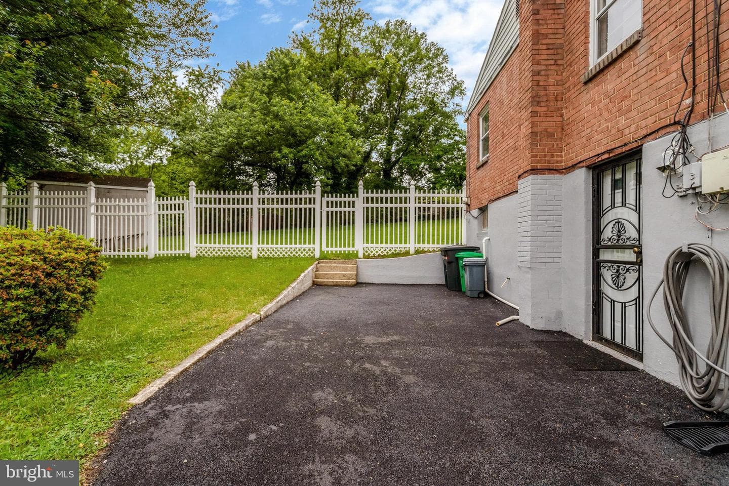 1501 Stirling Court photo 33