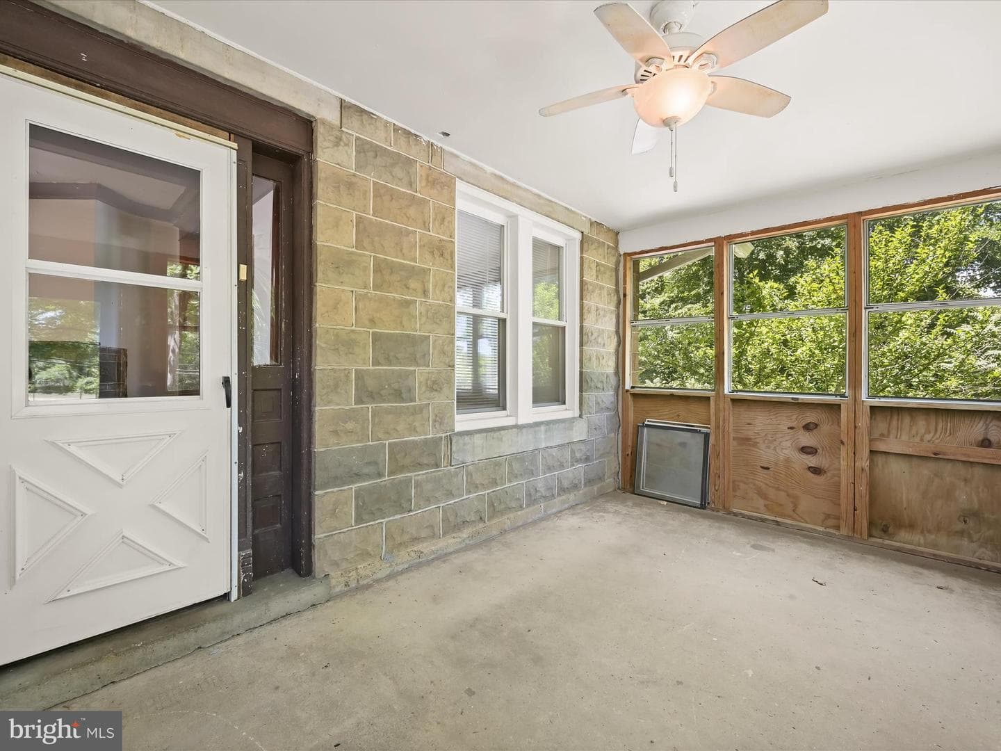 1812 64th Avenue photo 4