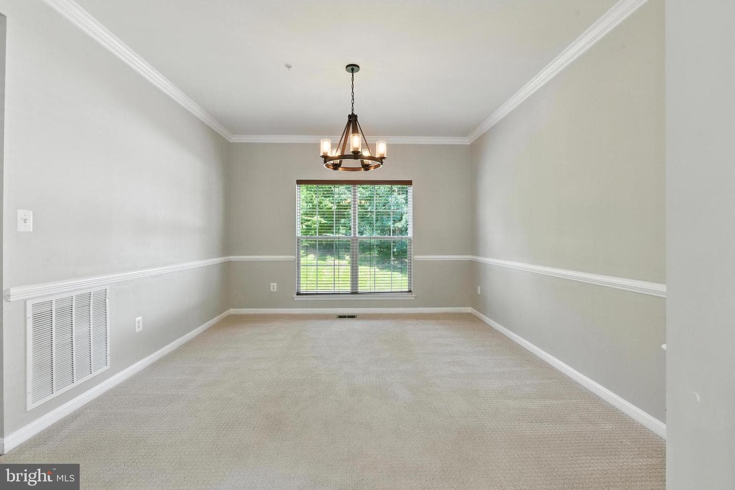 10210 Rolling Green Way photo 12