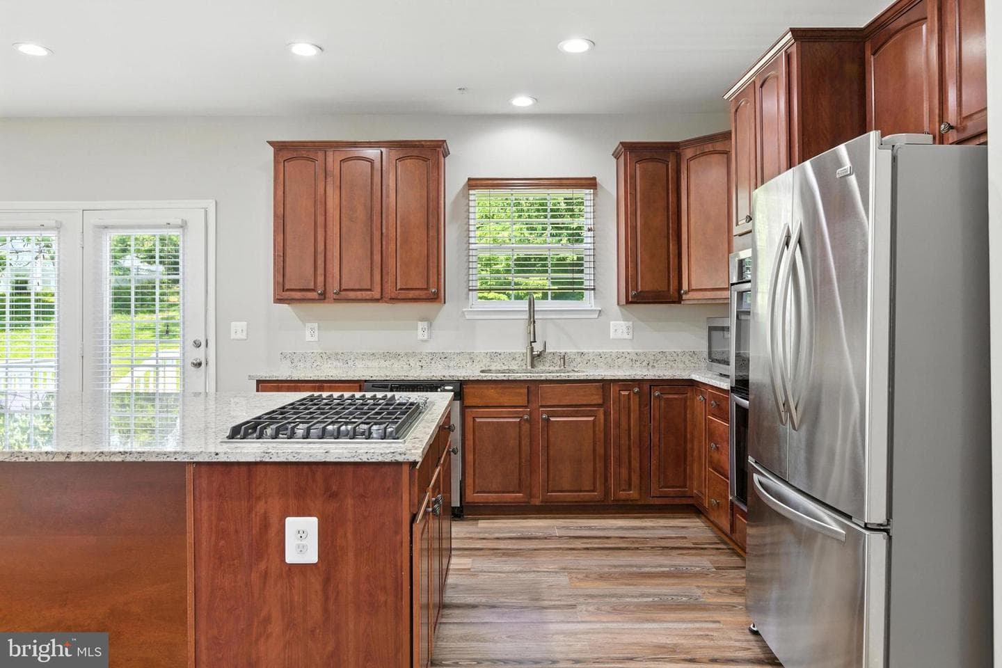 10210 Rolling Green Way photo 14