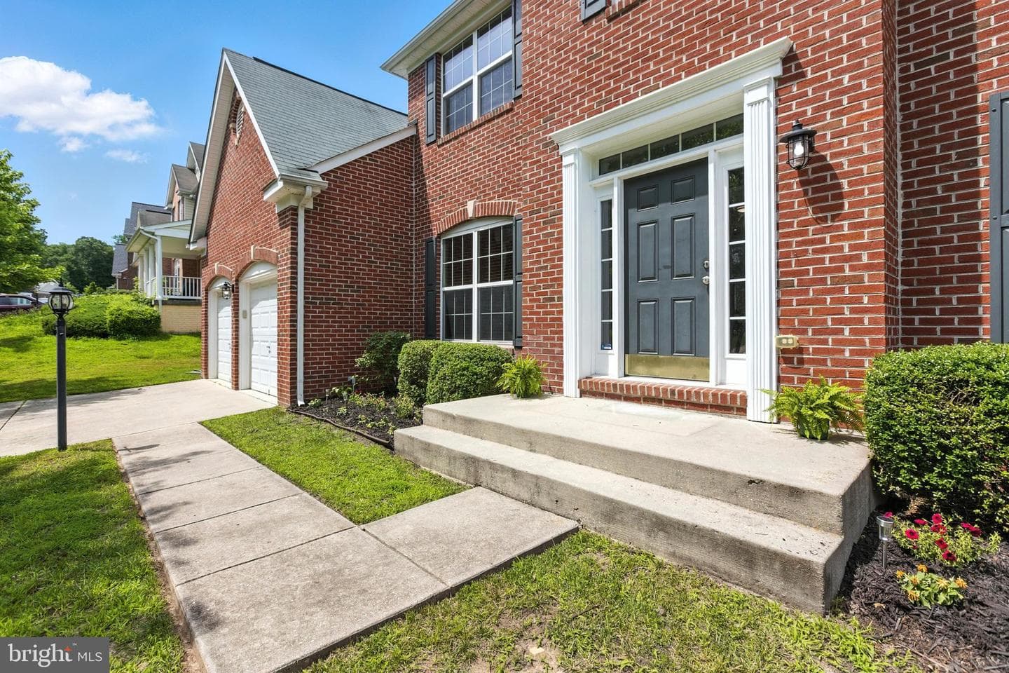 10210 Rolling Green Way photo 2