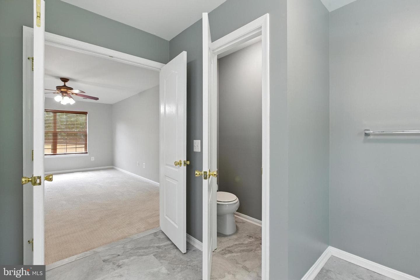 10210 Rolling Green Way photo 32