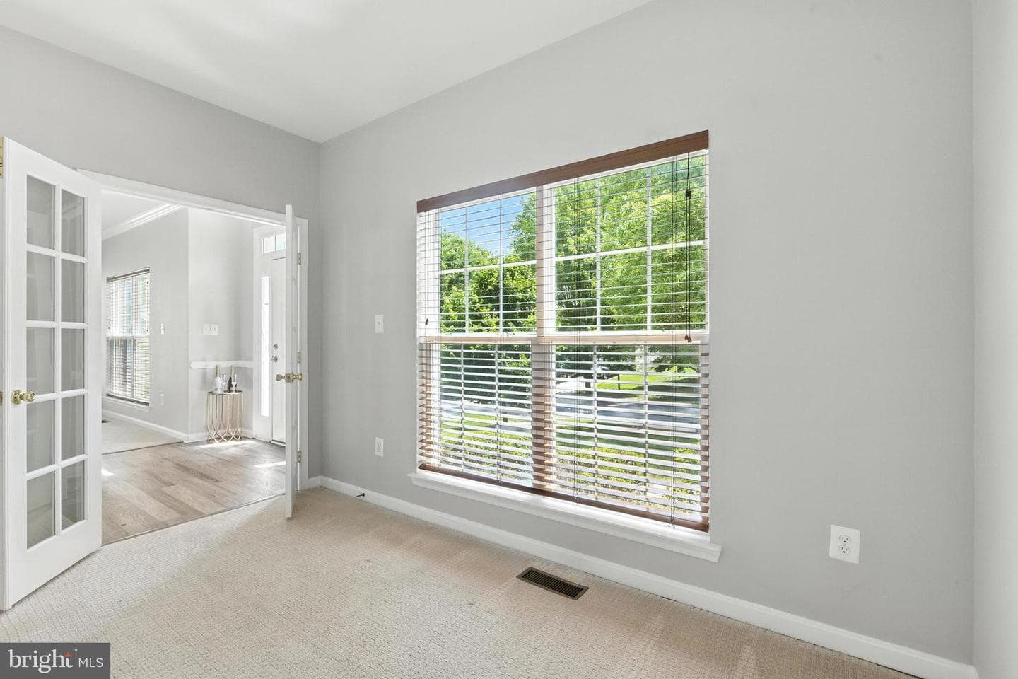 10210 Rolling Green Way photo 7