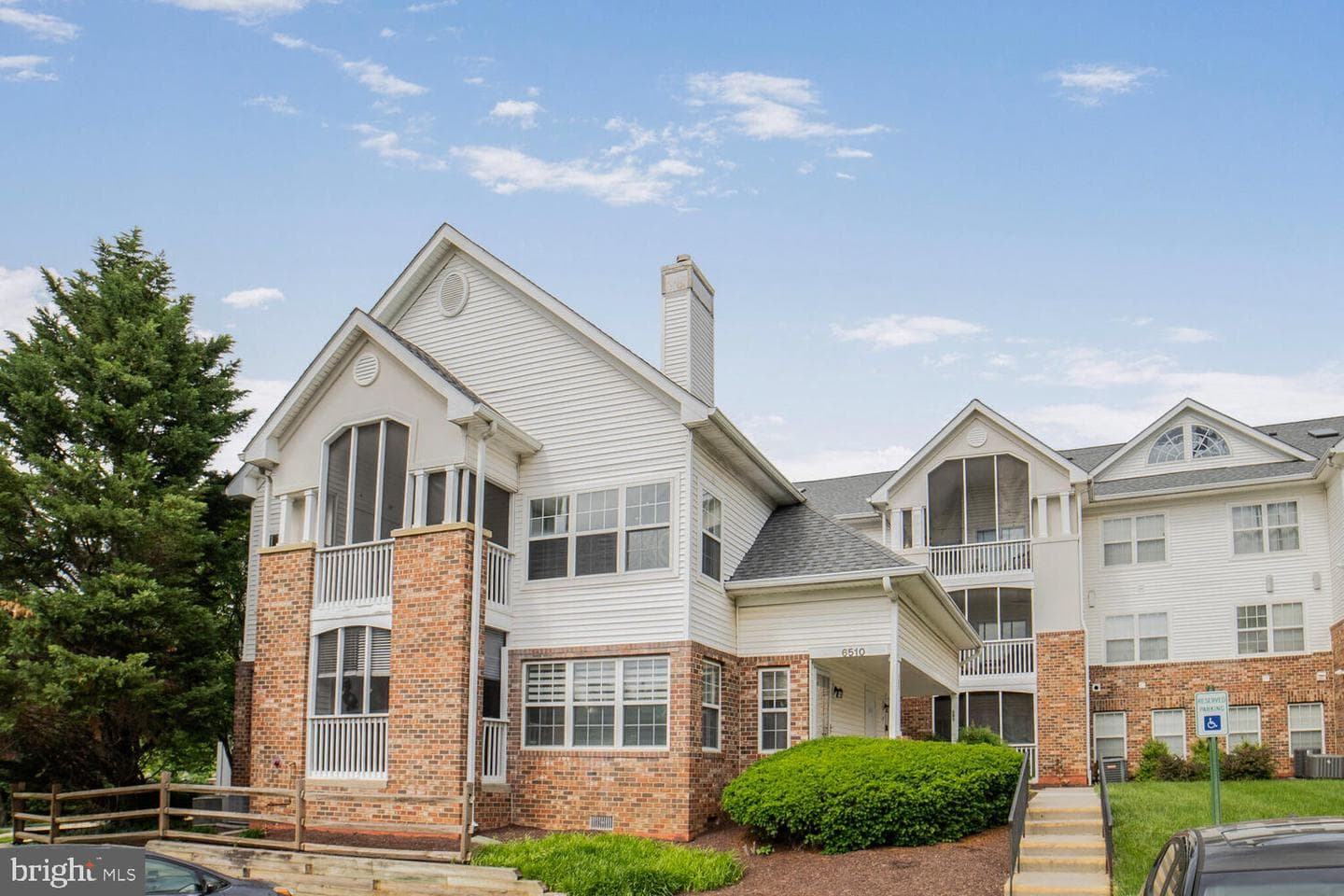 6510 Lake Park Drive #2e/201 photo 1
