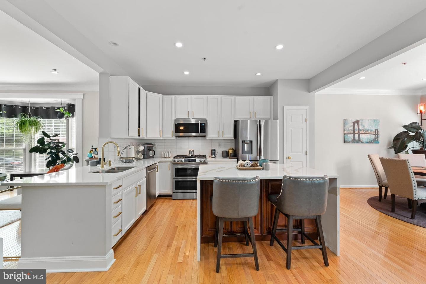 7424 Serenade Circle photo 10