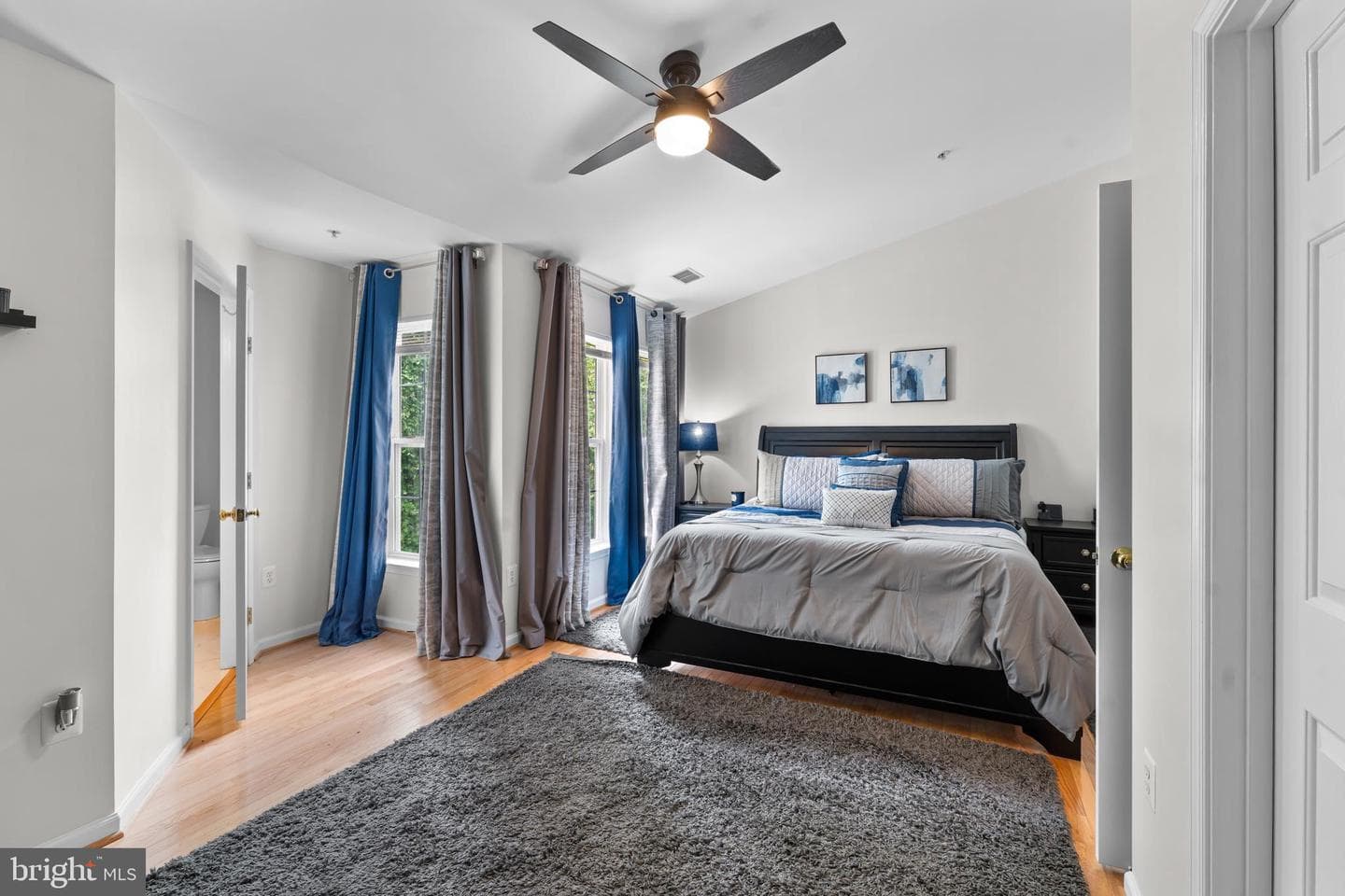 7424 Serenade Circle photo 17
