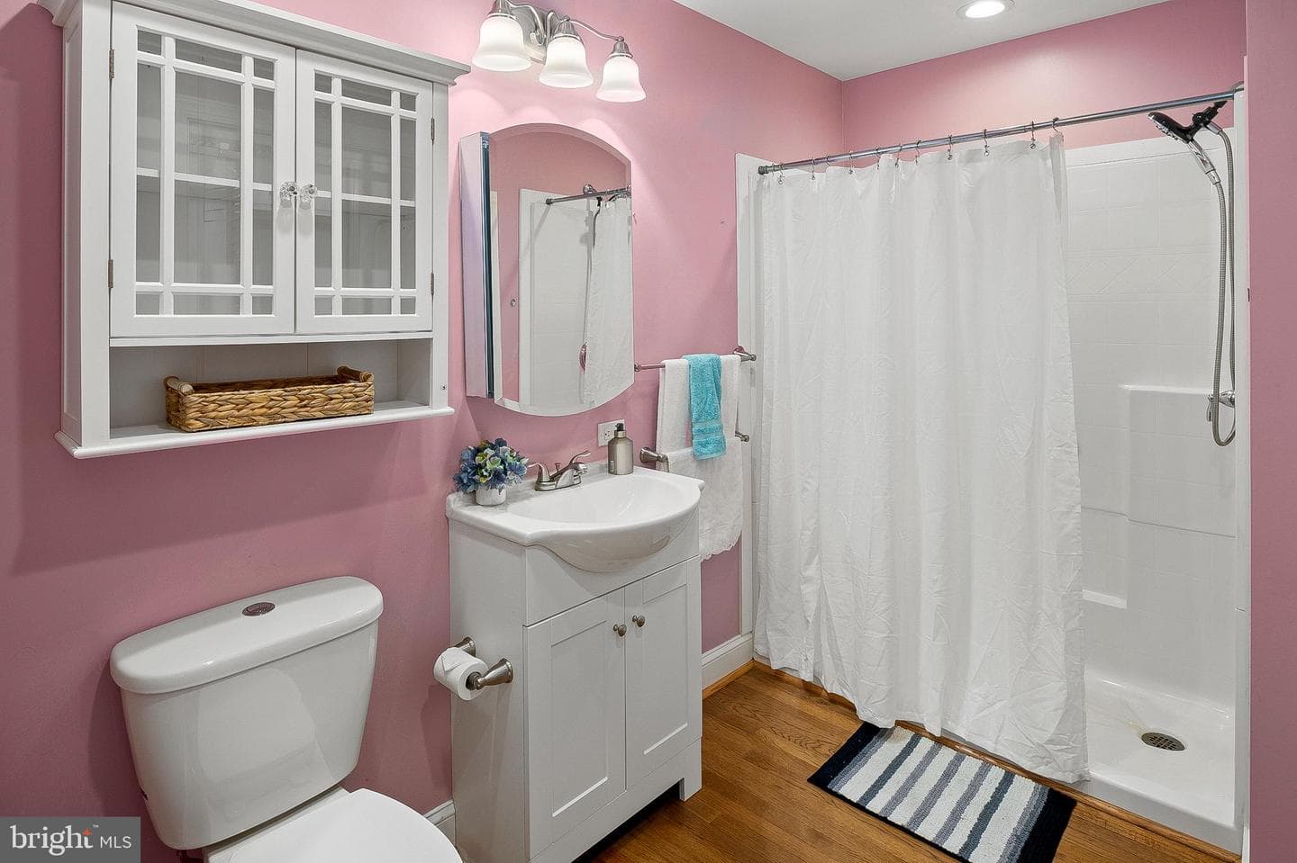 308 King James Court photo 23