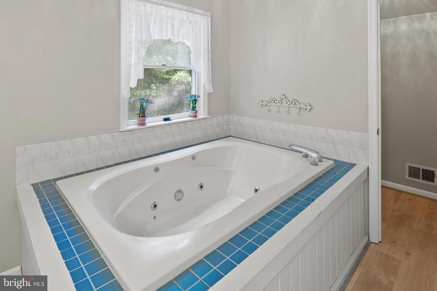 308 King James Court photo 29