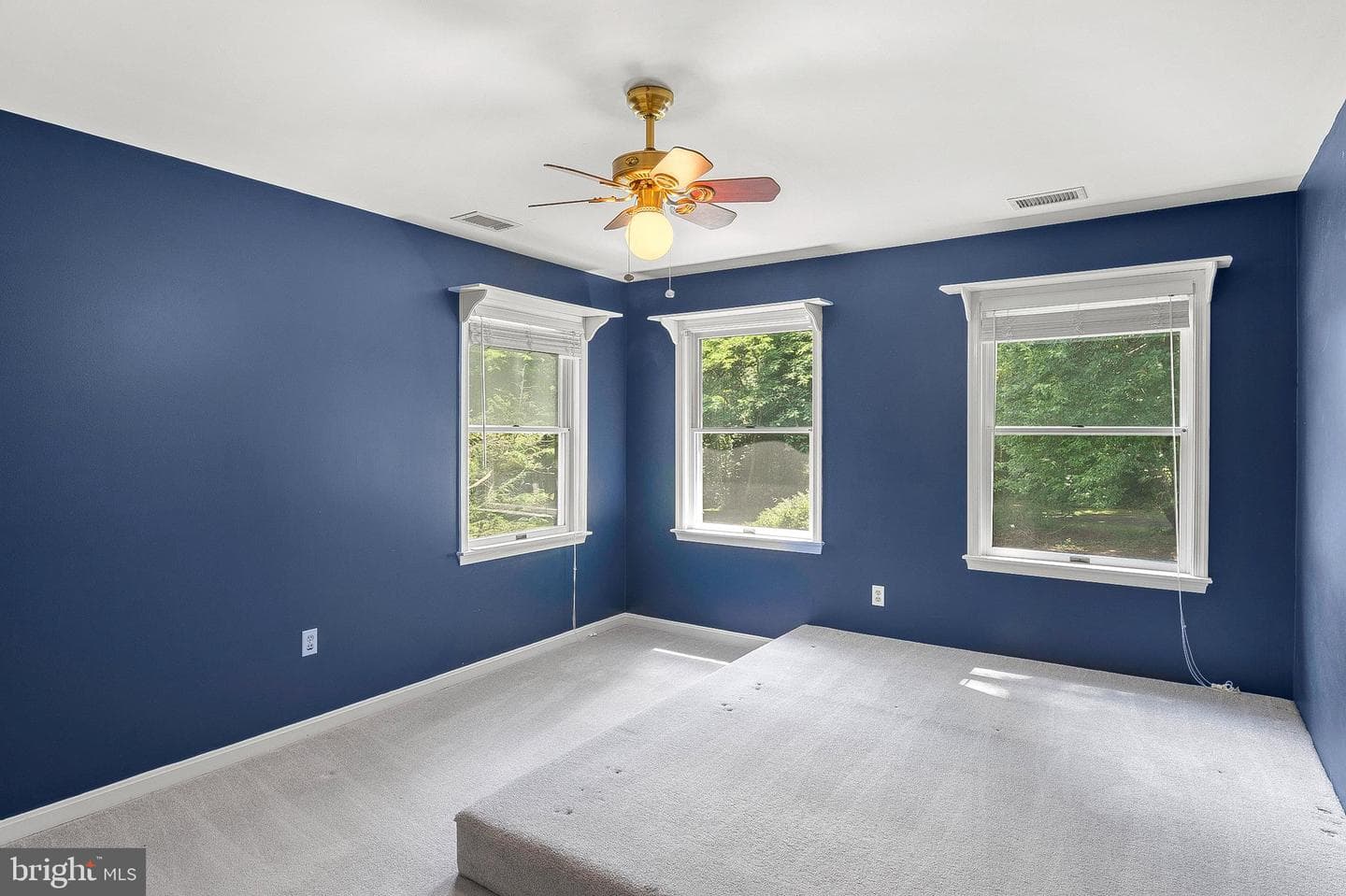 308 King James Court photo 31