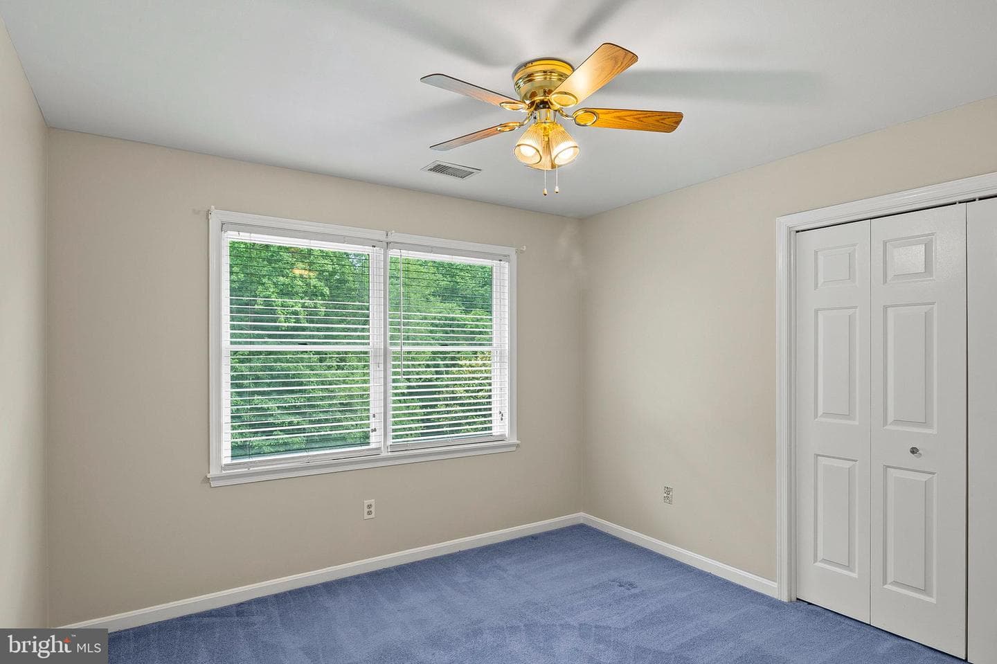 308 King James Court photo 33
