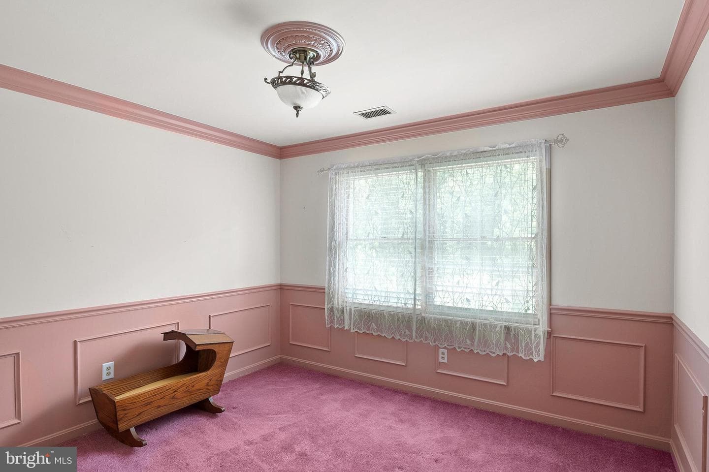 308 King James Court photo 34