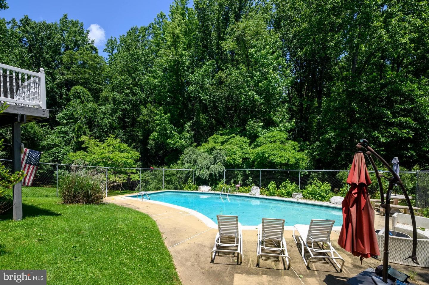308 King James Court photo 37