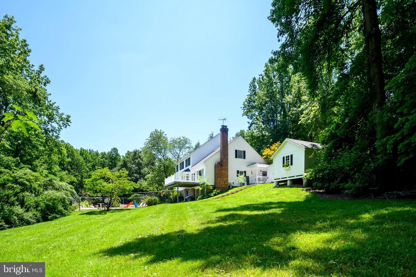 308 King James Court photo 40