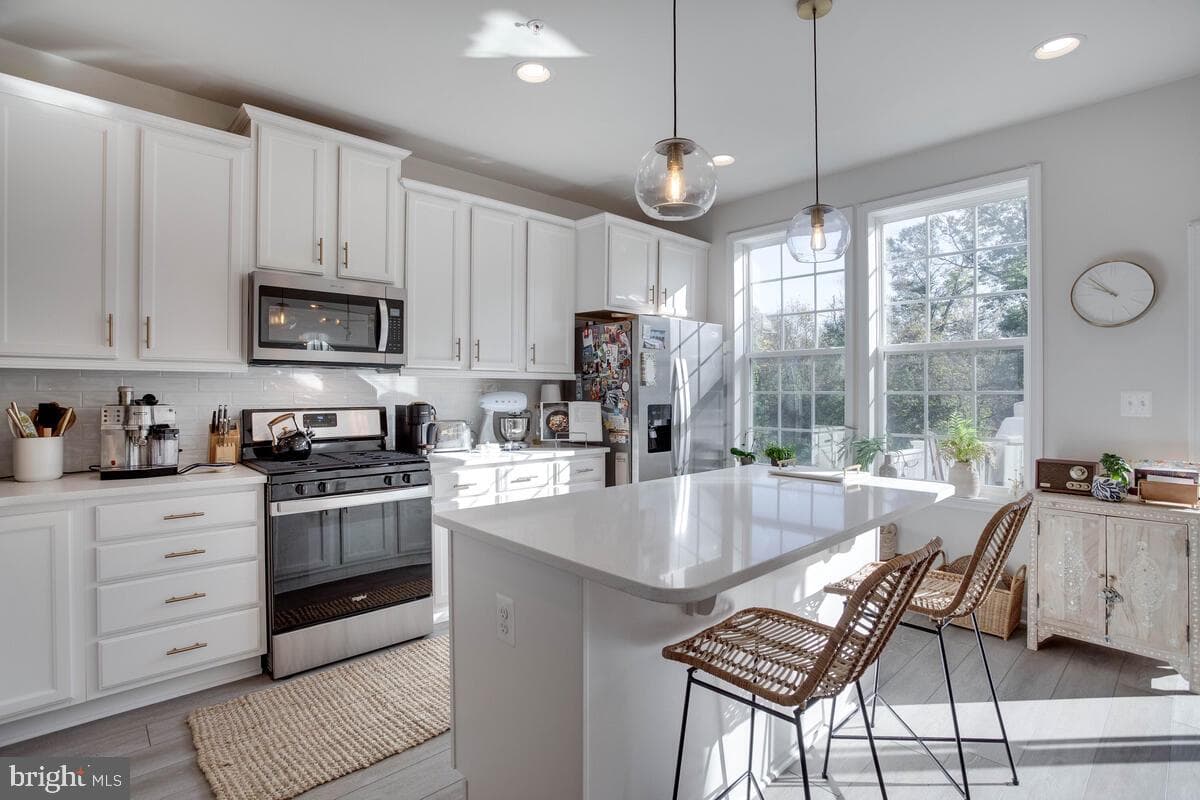 3402 Gentle Breeze Drive photo 13