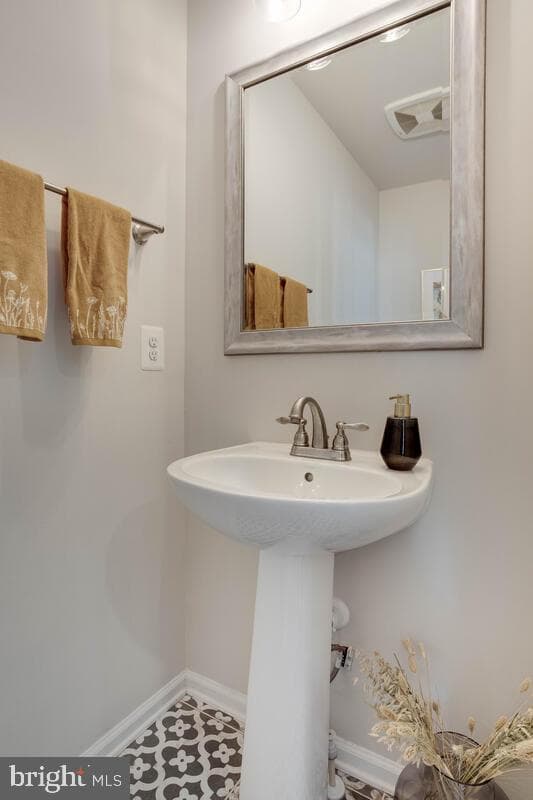 3402 Gentle Breeze Drive photo 28
