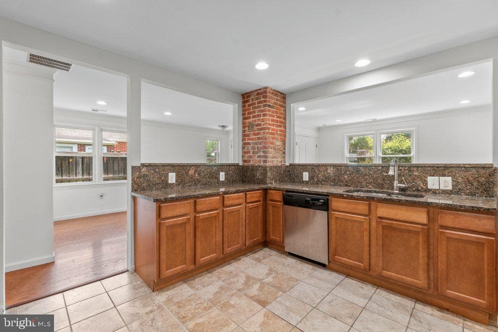6824 Shepherd Street photo 12