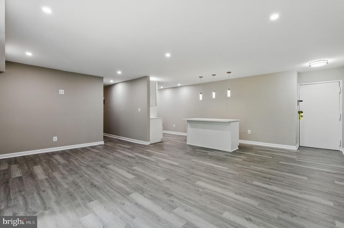 2310 Ewing Avenue #203 photo 6