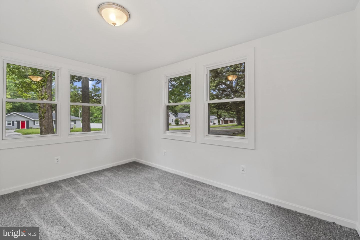 8002 Prince Georges Drive photo 11
