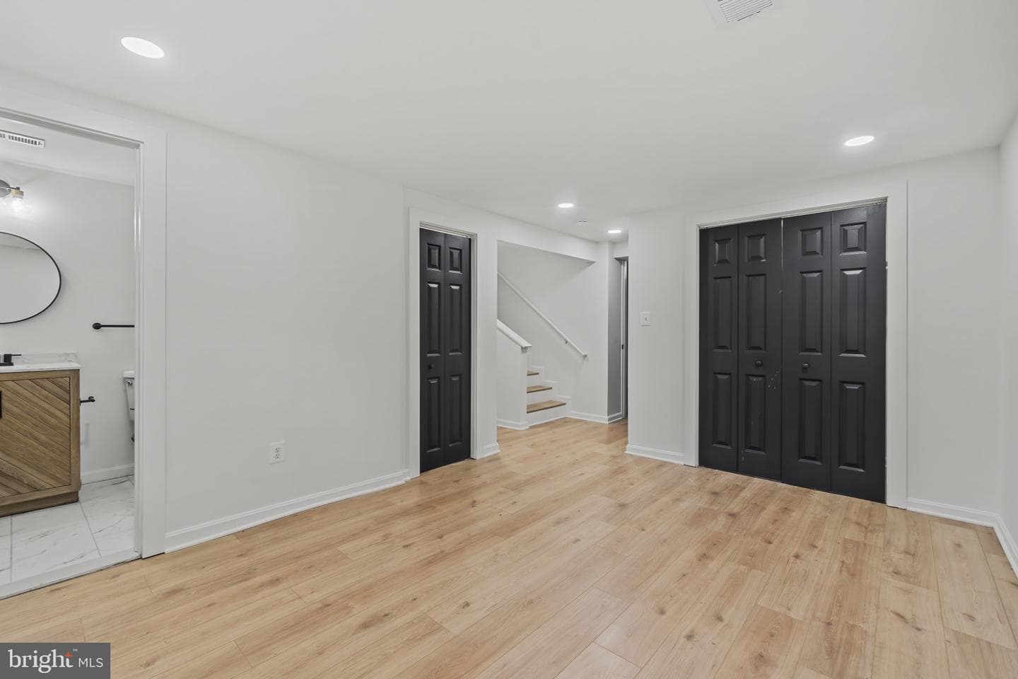 8002 Prince Georges Drive photo 19