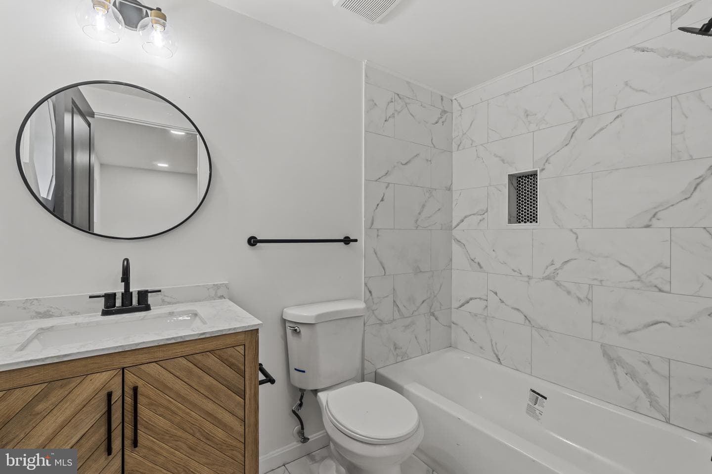 8002 Prince Georges Drive photo 20