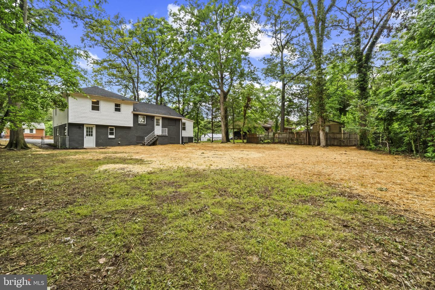 8002 Prince Georges Drive photo 23