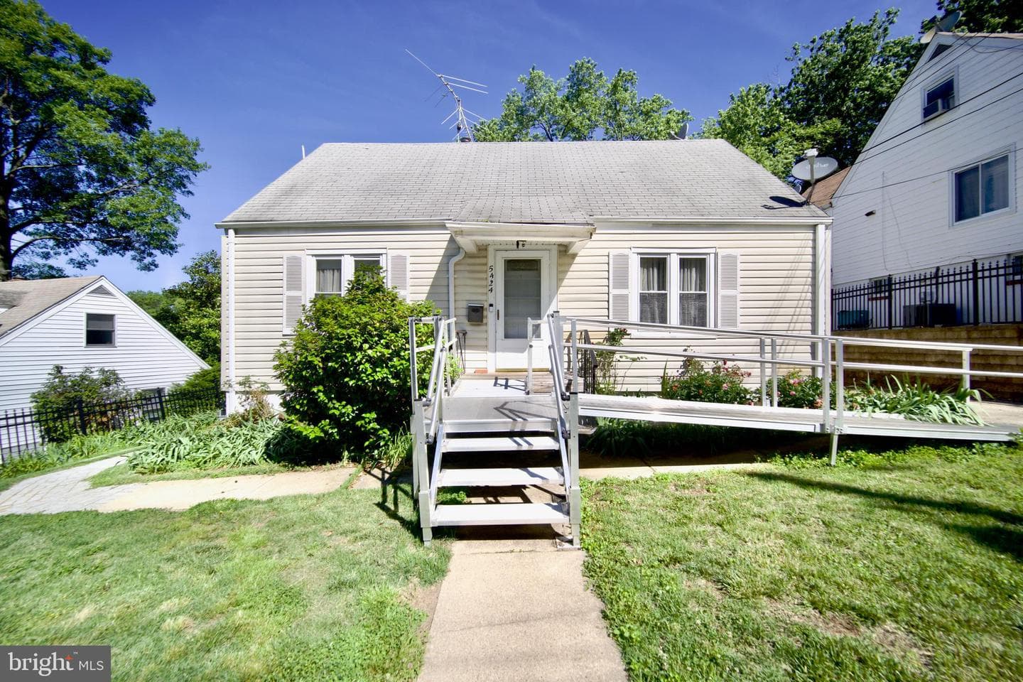 5424 Varnum Street