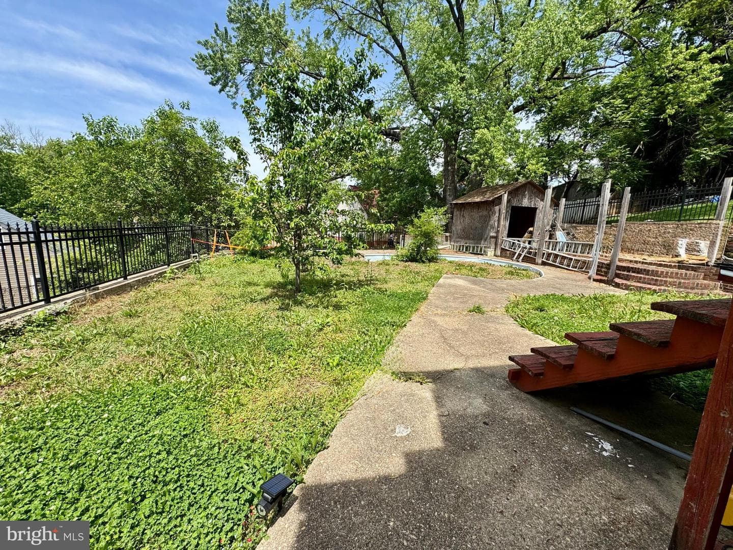 5424 Varnum Street photo 9