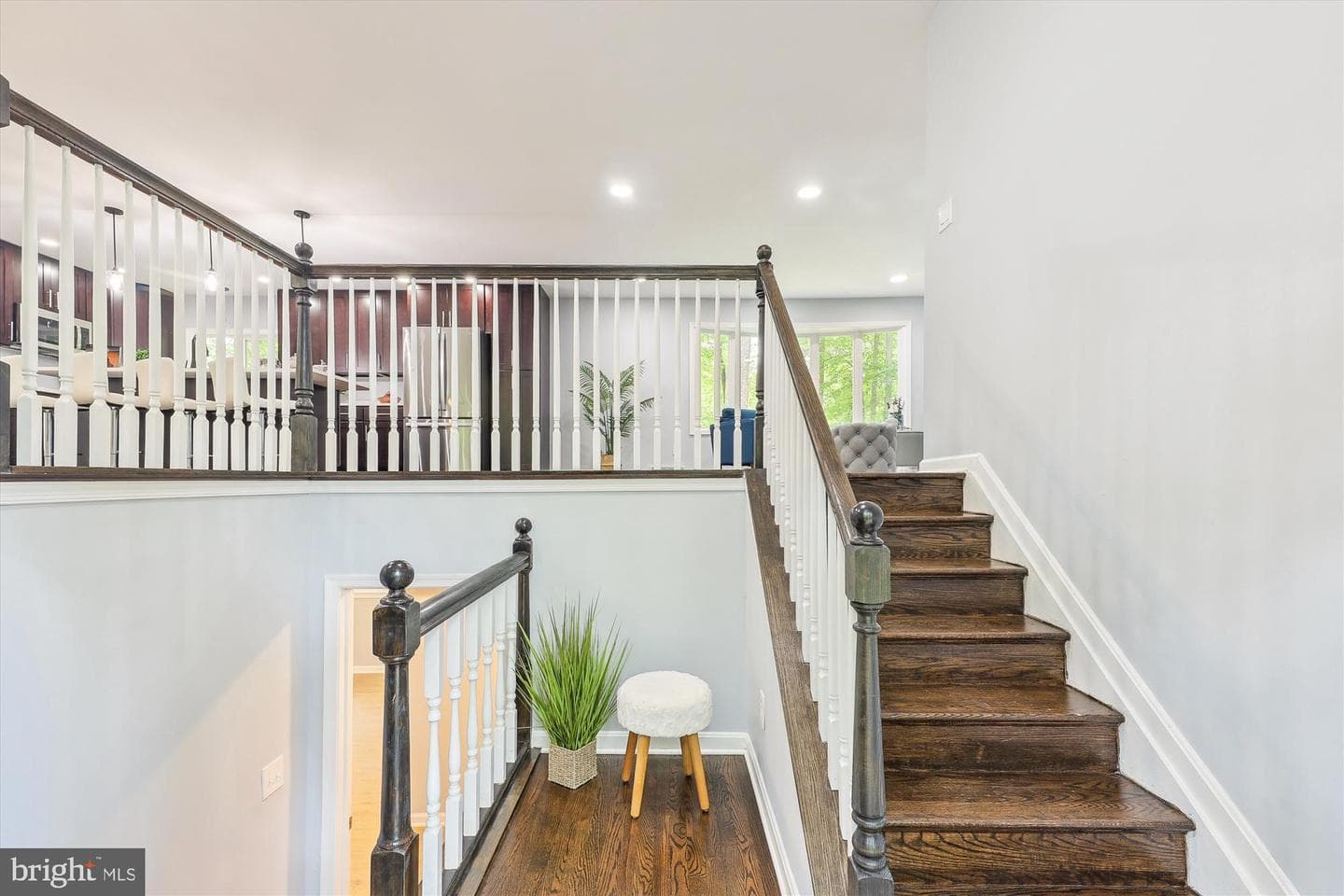 16401 Cambridge Court photo 5
