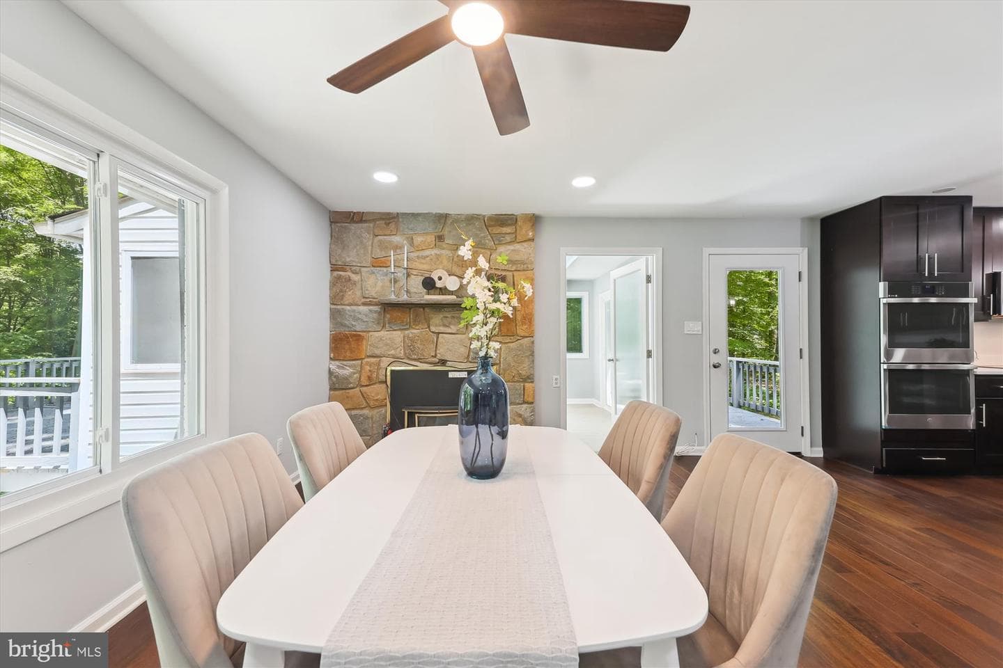 16401 Cambridge Court photo 9