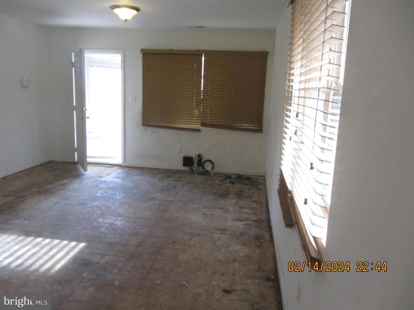 7801 Greenleaf Road photo 19