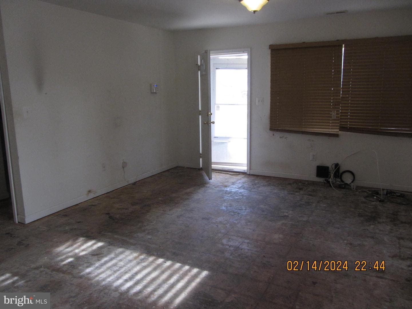 7801 Greenleaf Road photo 20