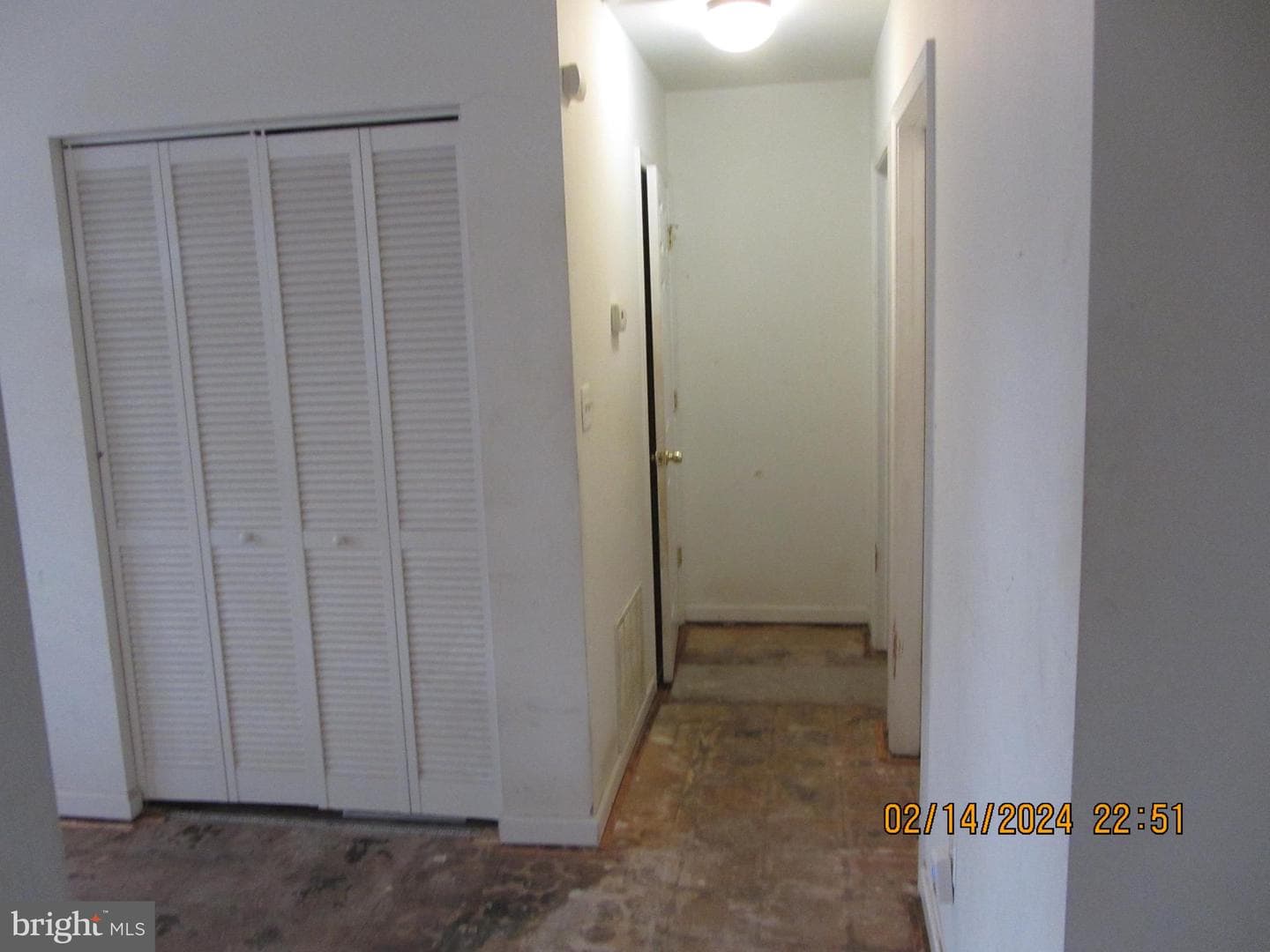 7801 Greenleaf Road photo 41