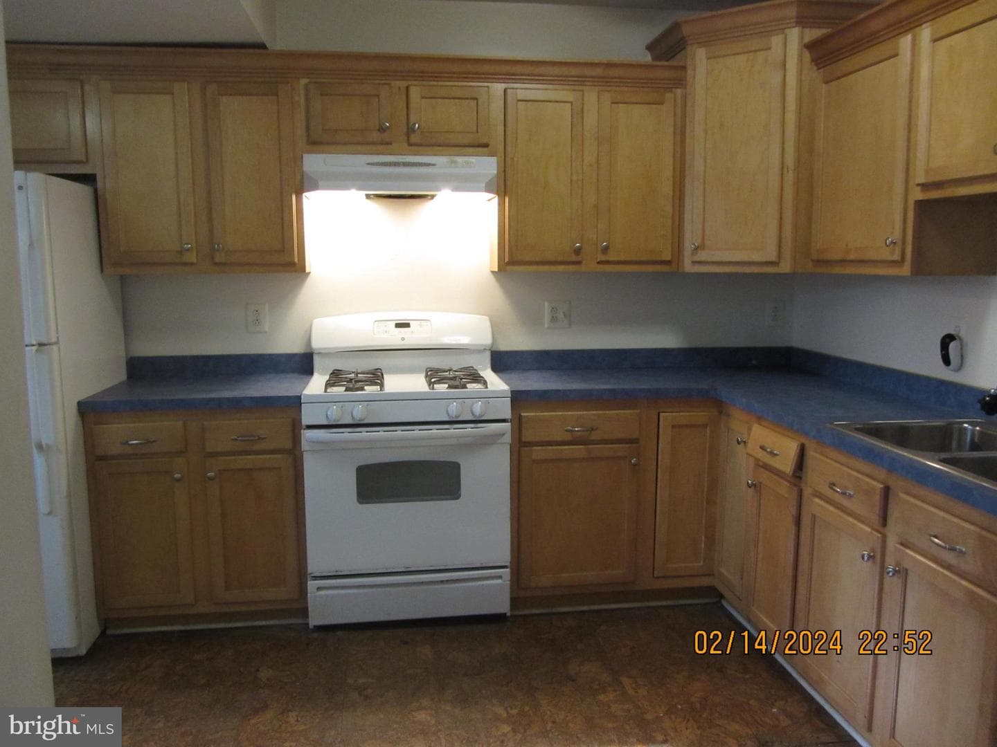 7801 Greenleaf Road photo 6