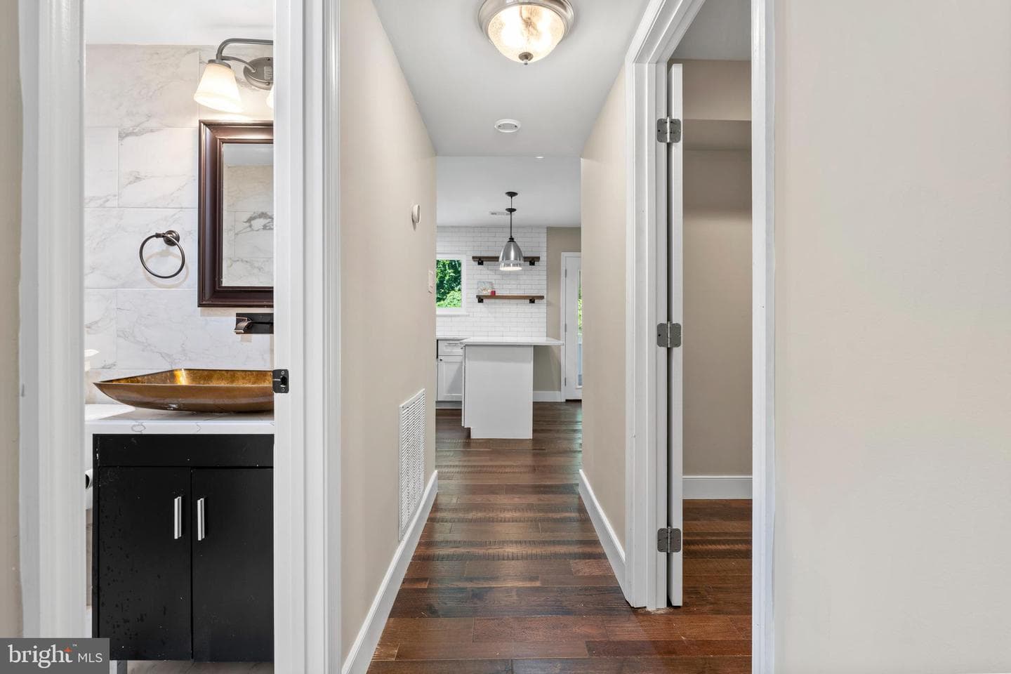 15215 Noblewood Lane photo 9