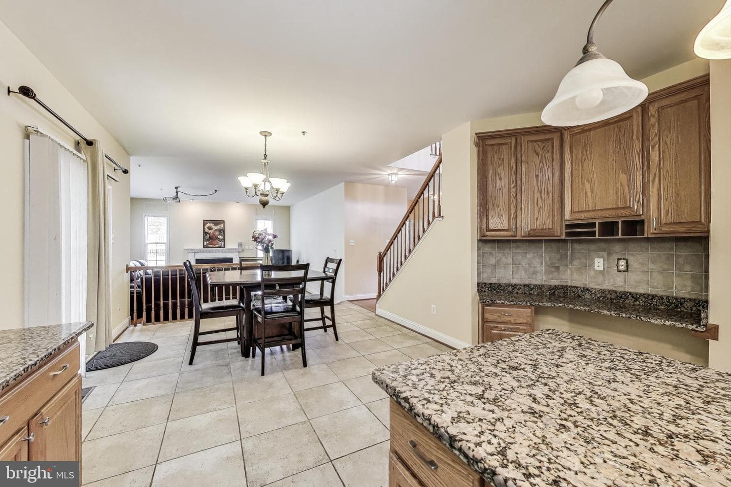 7009 Shagbark Court photo 11