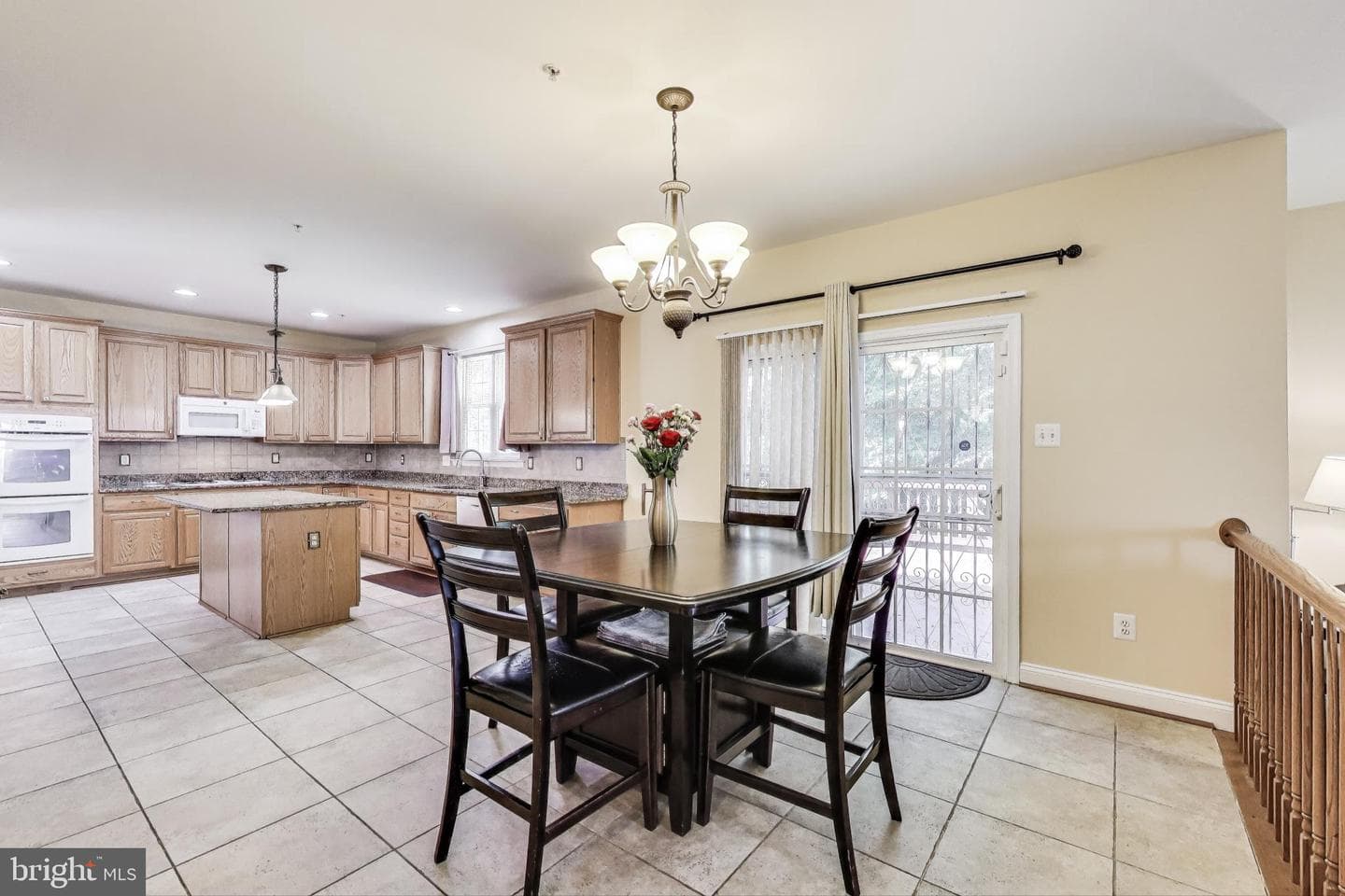 7009 Shagbark Court photo 12