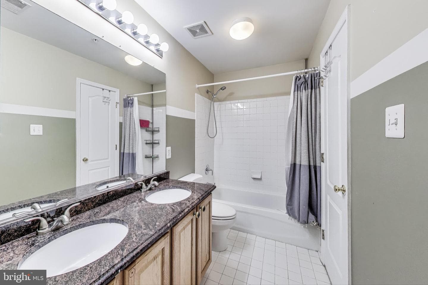 7009 Shagbark Court photo 26