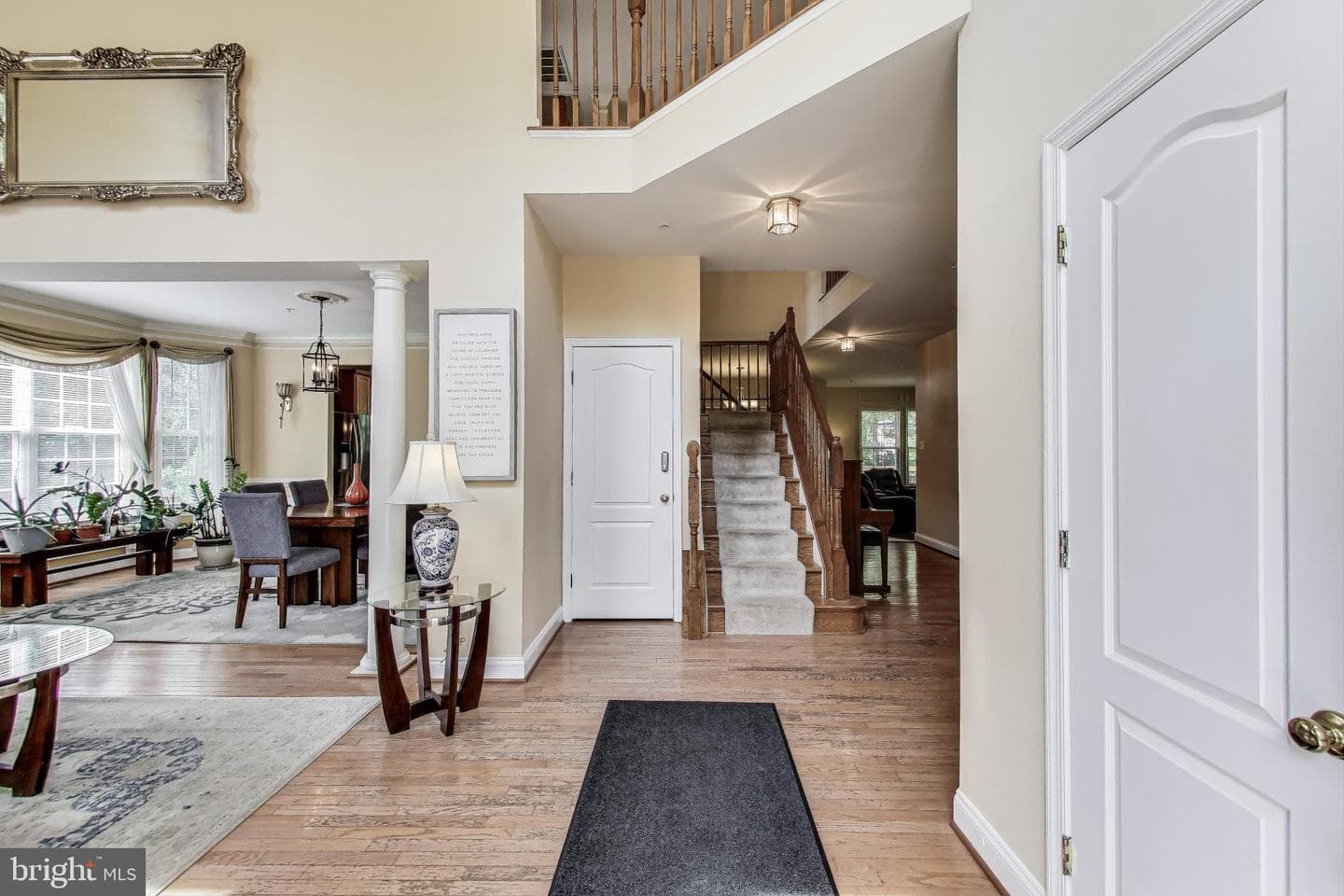 7009 Shagbark Court photo 3