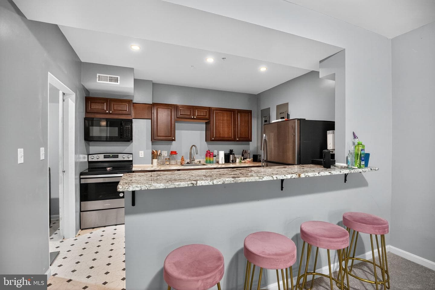 7009 Shagbark Court photo 39