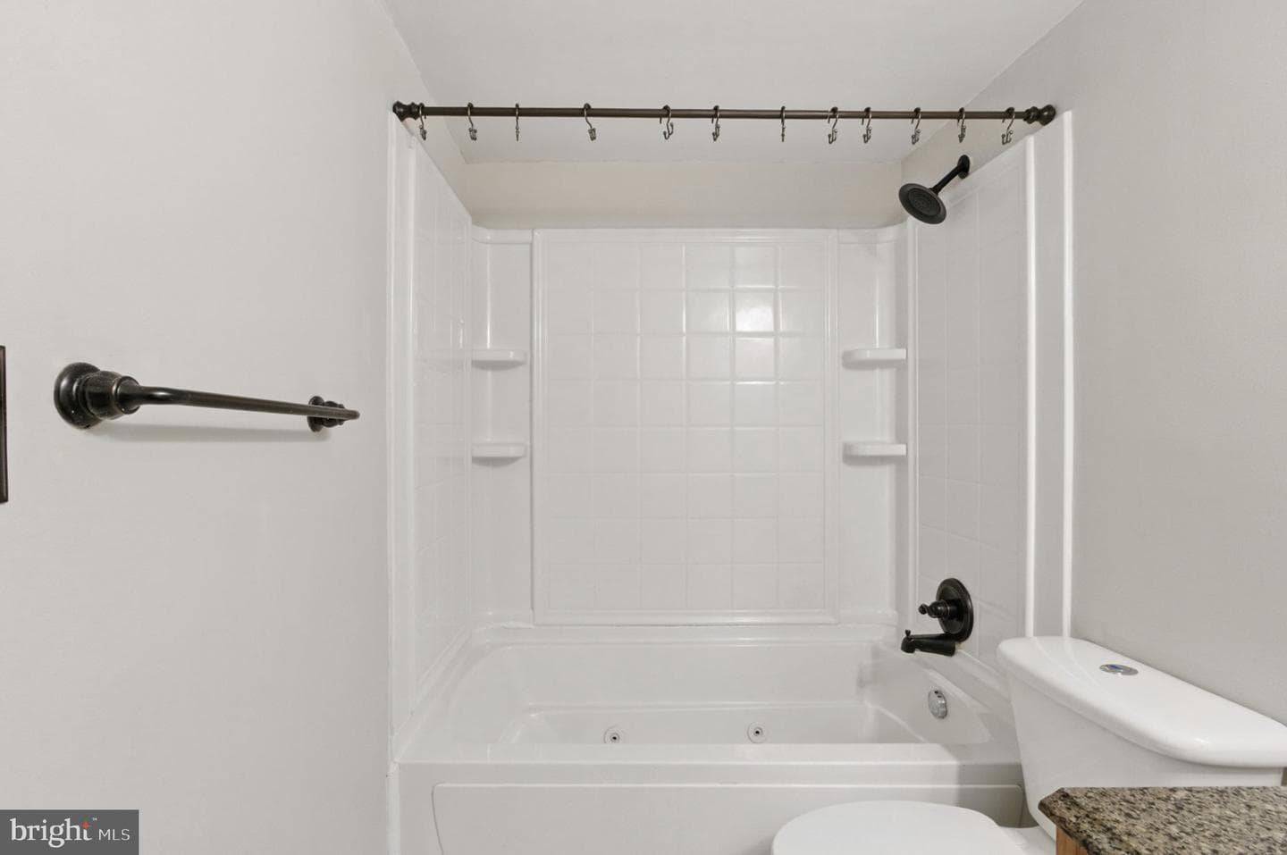 6994 Hanover Pkwy #100 photo 11