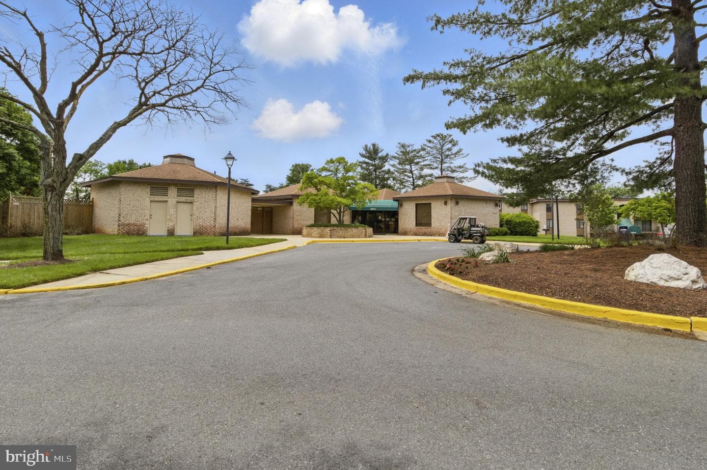 6994 Hanover Pkwy #100 photo 18