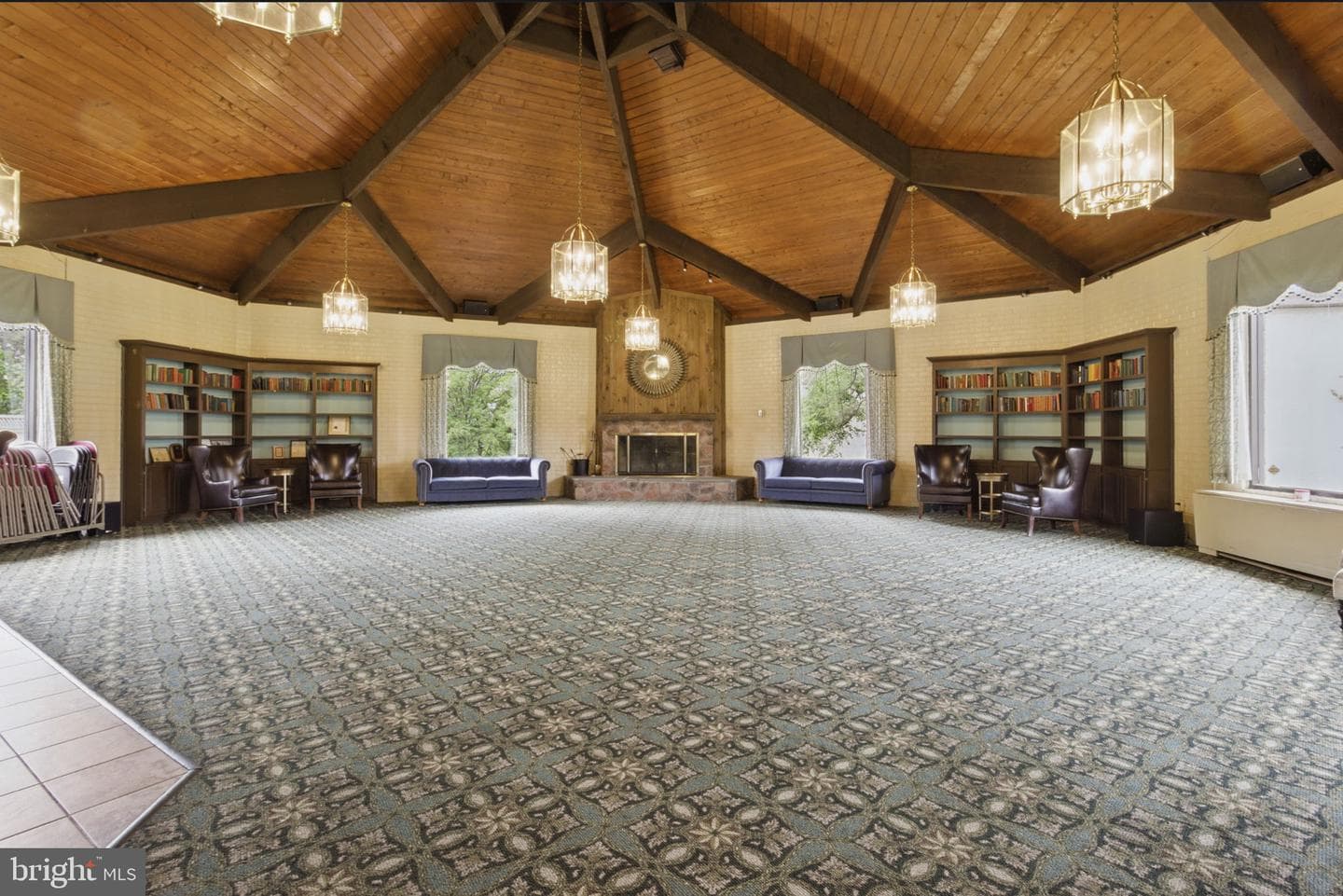 6994 Hanover Pkwy #100 photo 19