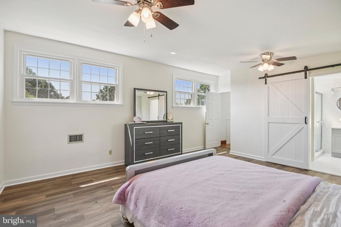 1005 Kings Tree Drive photo 17