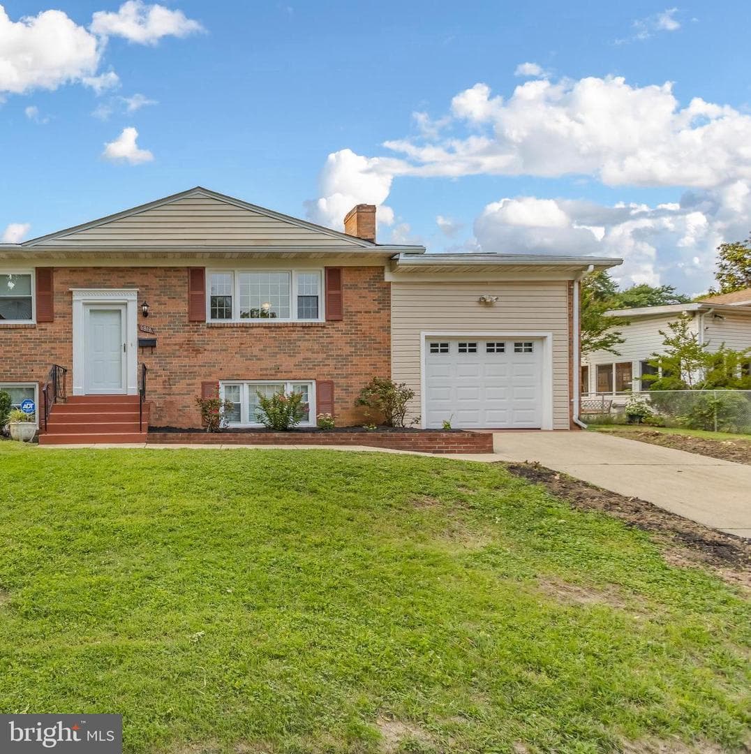 6818 Painter Terrace photo 1