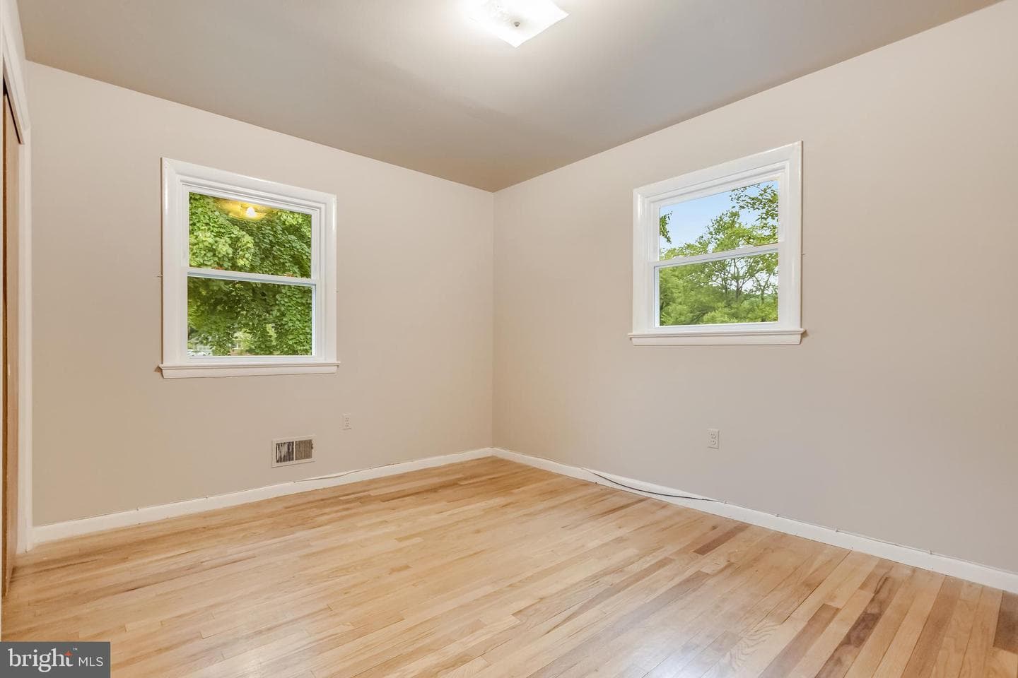 6818 Painter Terrace photo 22