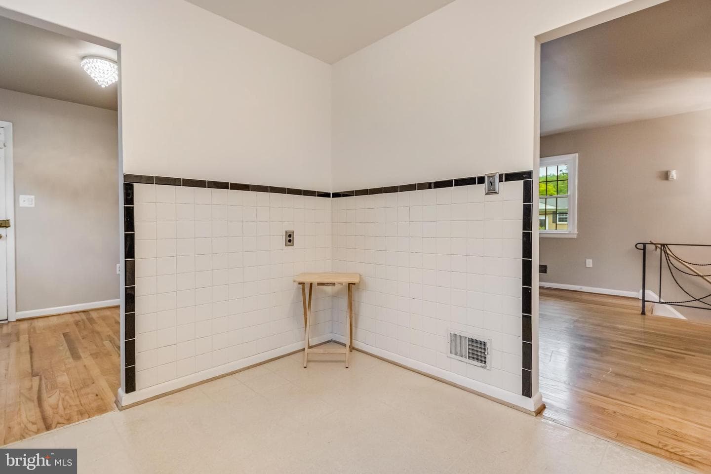 6818 Painter Terrace photo 7