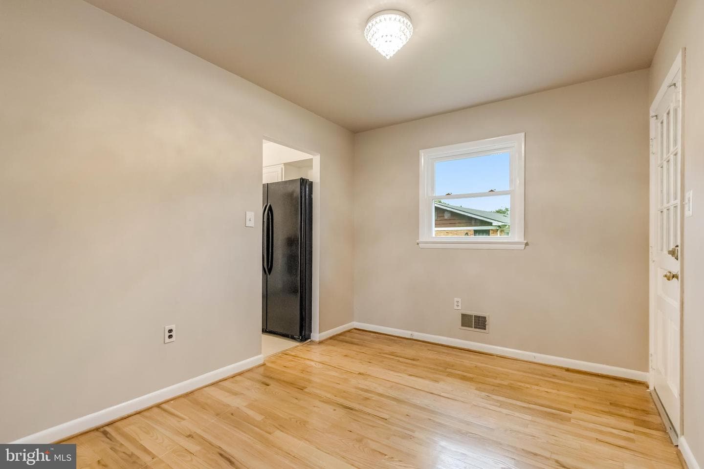 6818 Painter Terrace photo 8