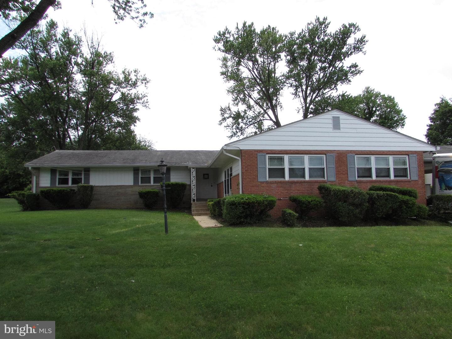 11805 Chantilly Lane photo 1