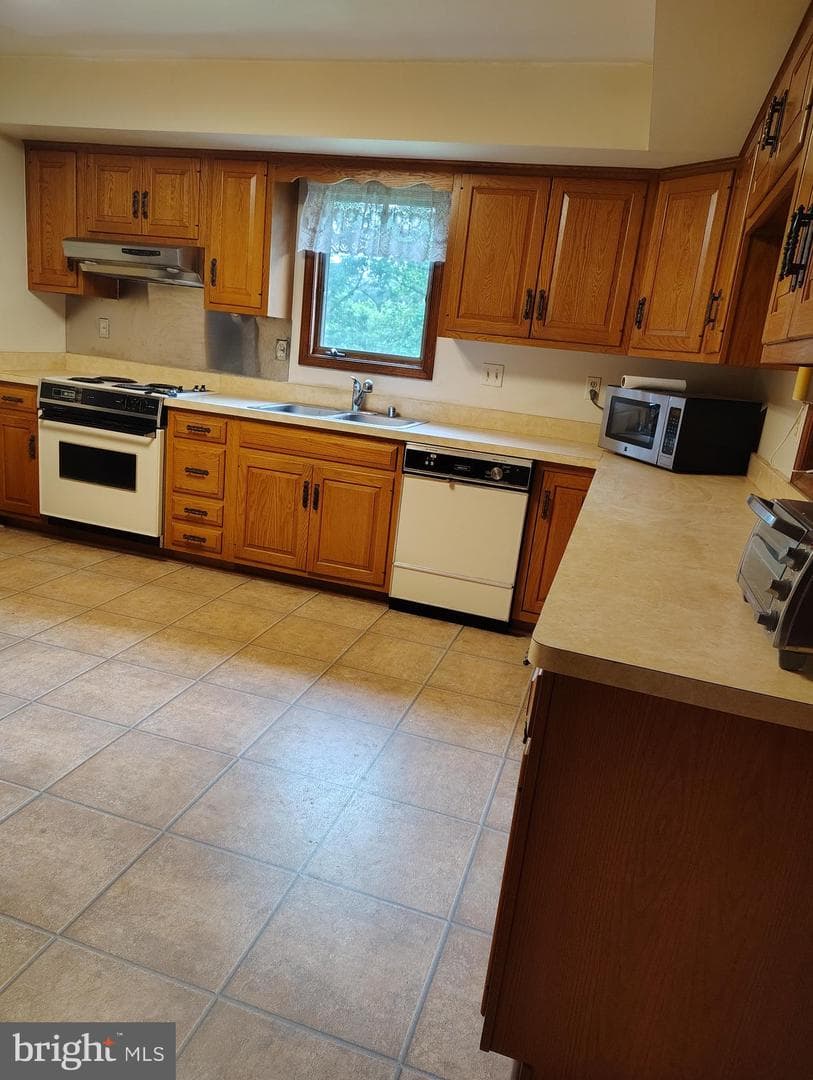 1412 Albert Drive photo 19