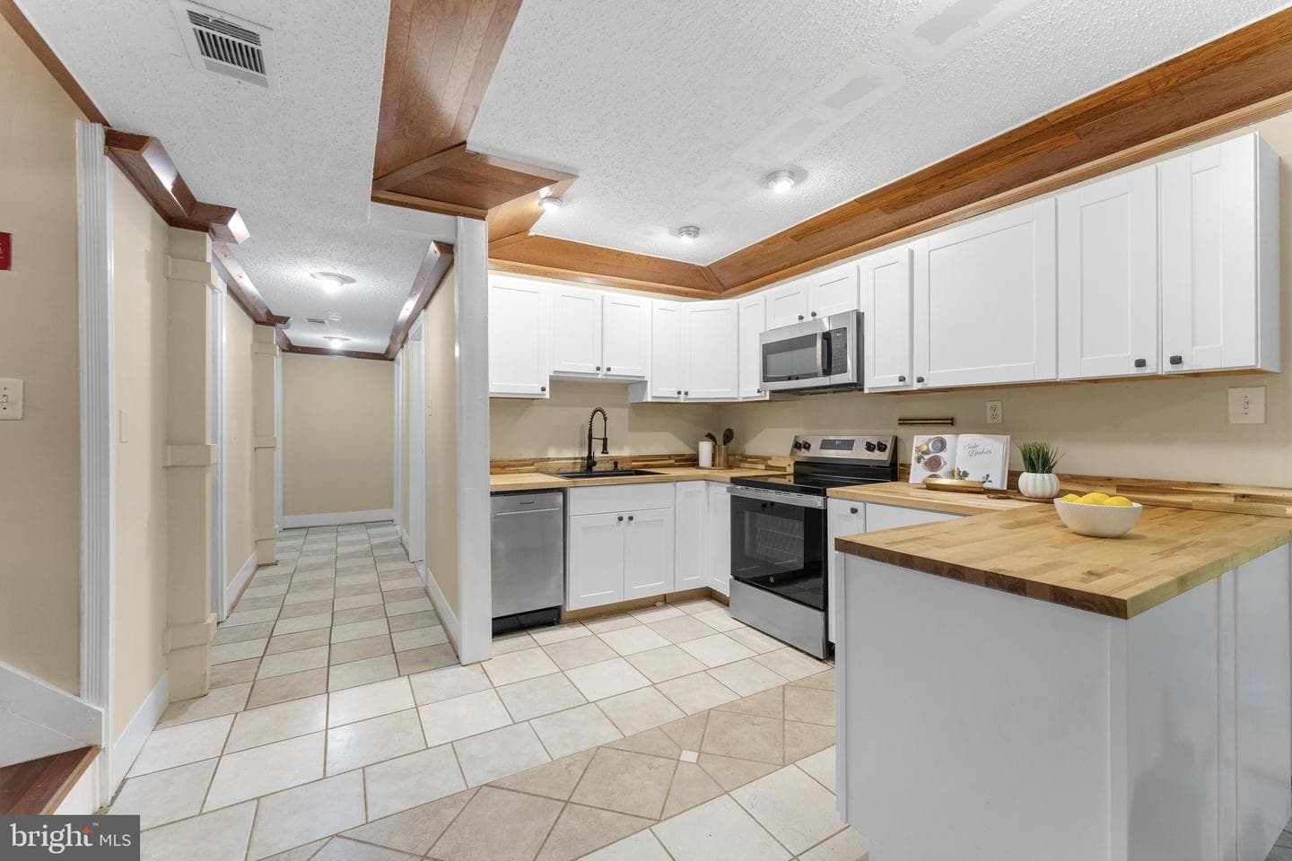 12210 Fenno Road photo 18
